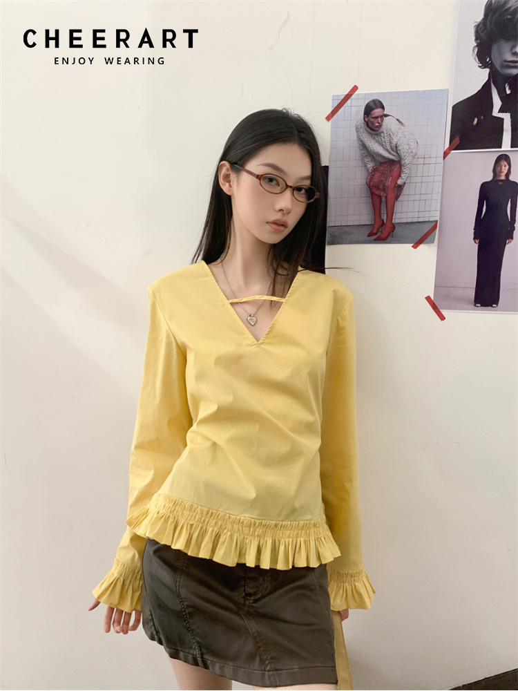 Winter Clothing Trends 2025 - CHEERART Fall 2025 Fashion Woman Yellow
