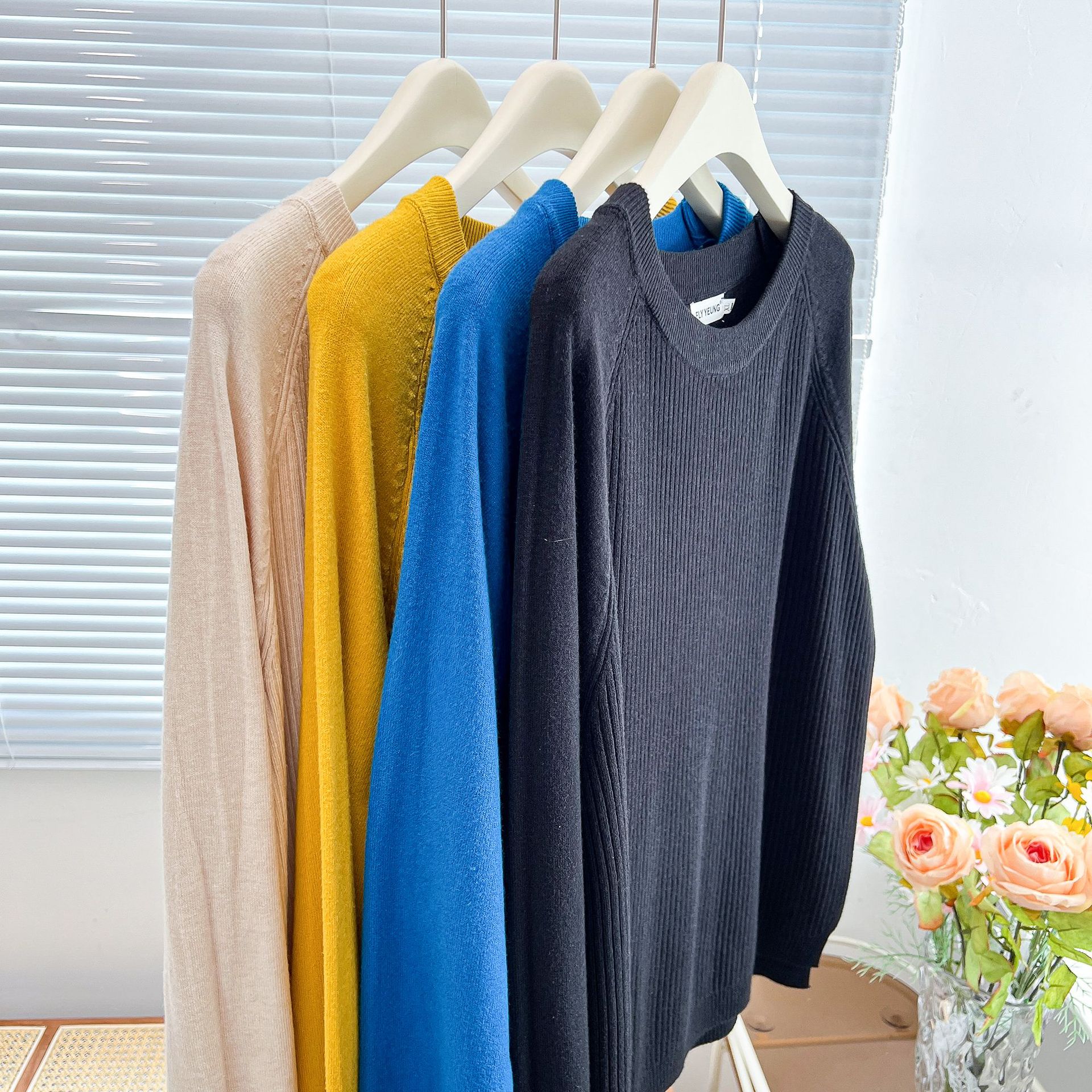 Women's Simple Label Hem Slit  - مراجعة Winter Clothing Label وسعره