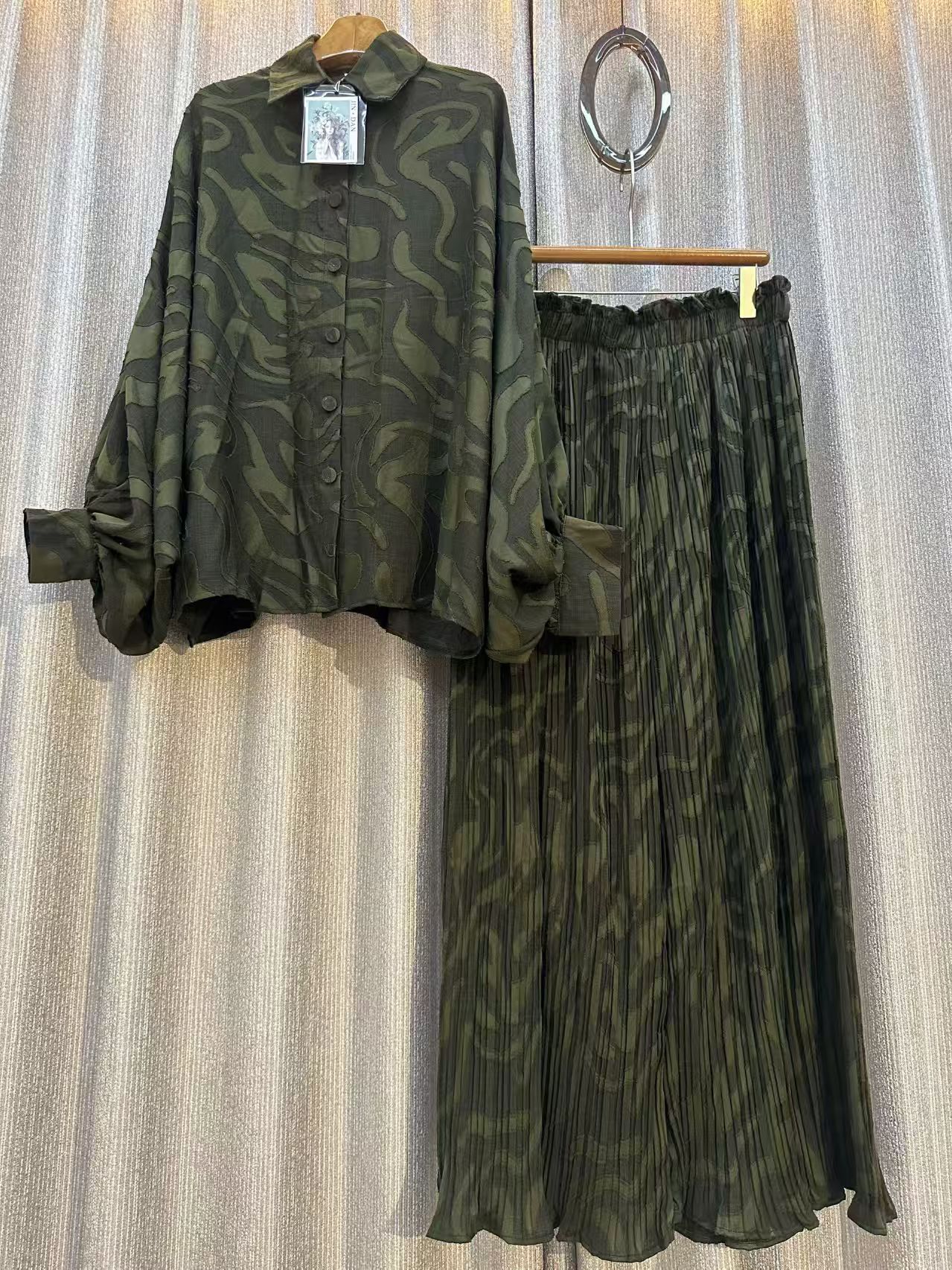 Autumn Gray Floral Two Piece S - مراجعة Winter Clothing Outfits وسعره